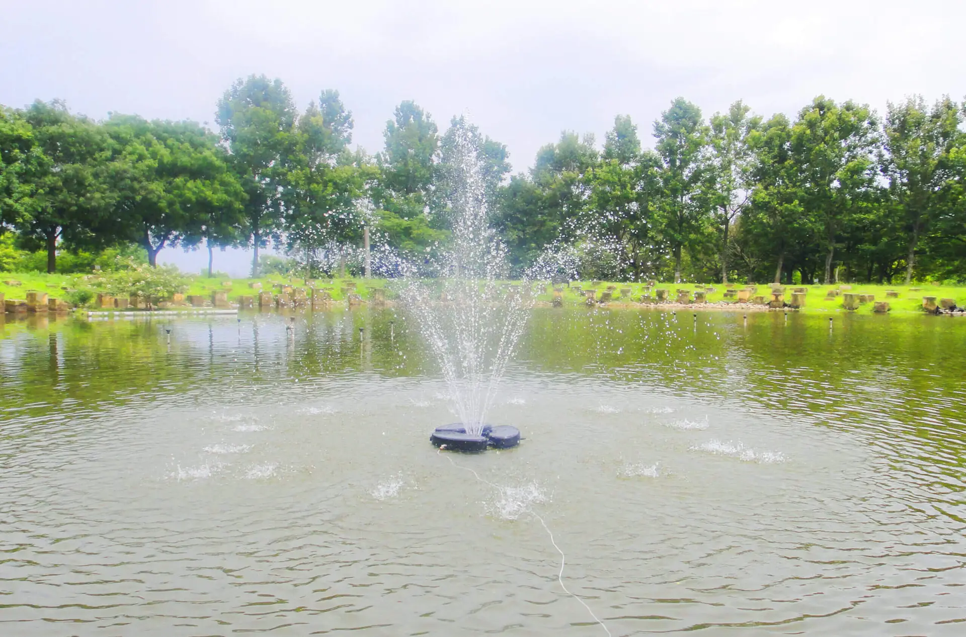 Matala Floating Fountain and 4 Nozzle Kit (20m Cable) - Image 6